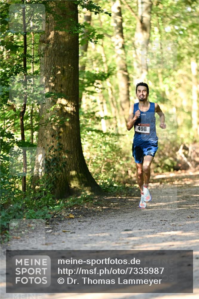 06.10.2024 - Bramfelder Halbmarathon 2024 Dr. Thomas Lammeyer http://msf.ph/oto/7335987 06.10.2024 10:06:03 Laufen 498 meine-sportfotos.de