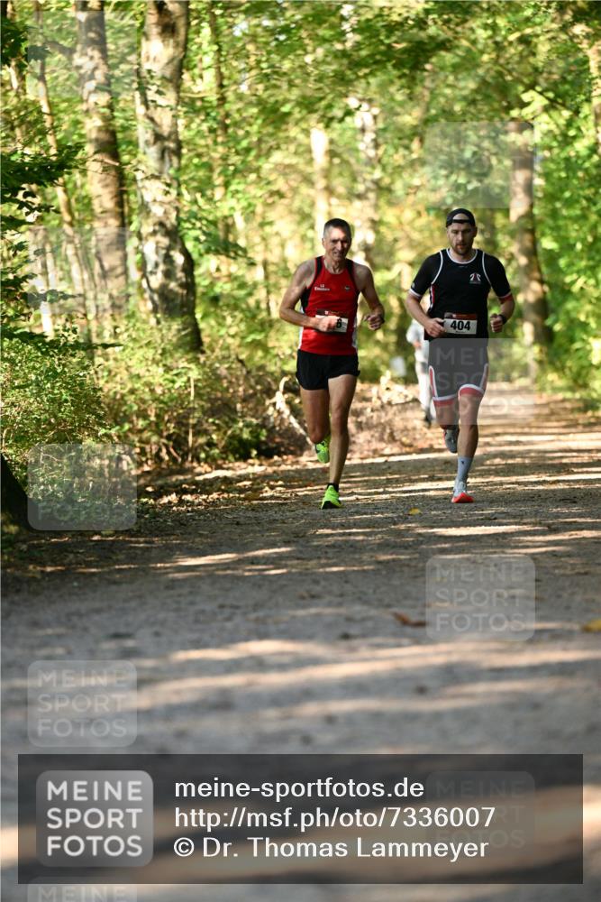 06.10.2024 - Bramfelder Halbmarathon 2024 Dr. Thomas Lammeyer http://msf.ph/oto/7336007 06.10.2024 10:07:43 Laufen 36, 404 meine-sportfotos.de