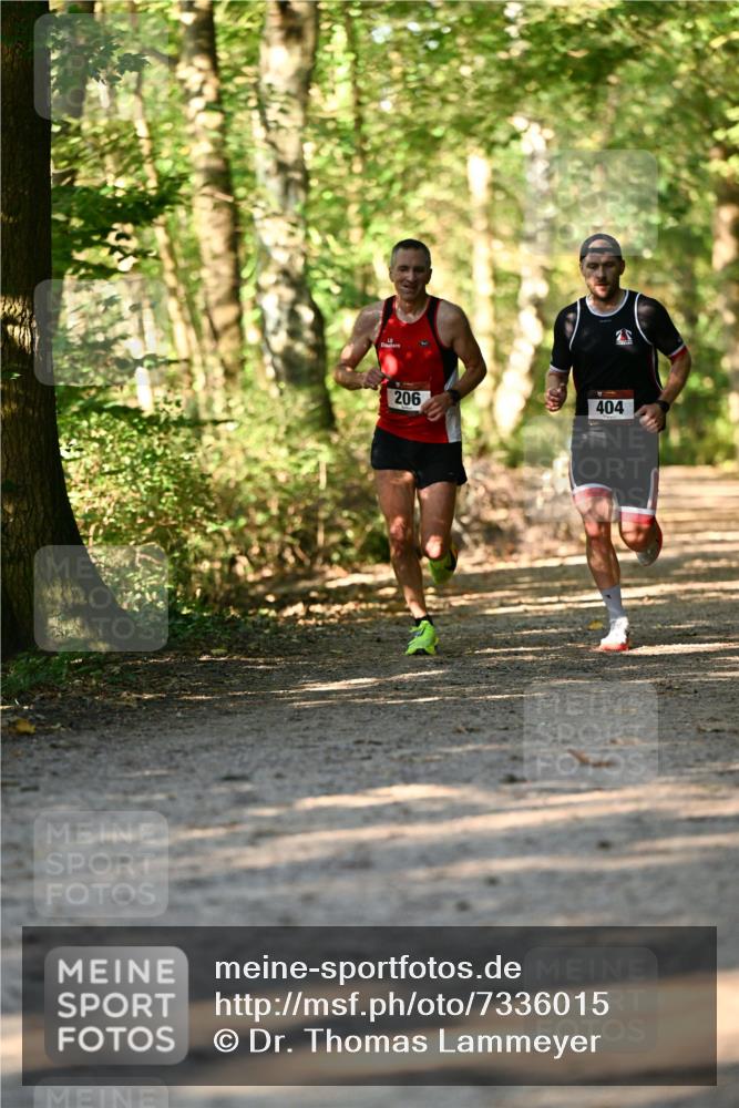 06.10.2024 - Bramfelder Halbmarathon 2024 Dr. Thomas Lammeyer http://msf.ph/oto/7336015 06.10.2024 10:07:44 Laufen 206, 404 meine-sportfotos.de