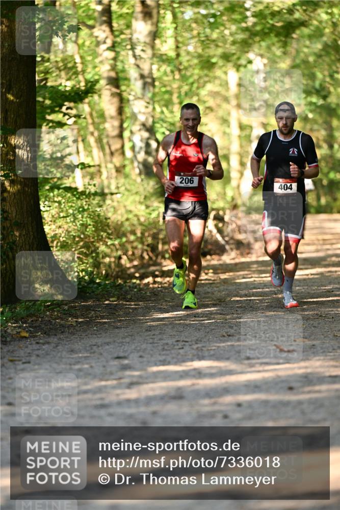 06.10.2024 - Bramfelder Halbmarathon 2024 Dr. Thomas Lammeyer http://msf.ph/oto/7336018 06.10.2024 10:07:44 Laufen 206, 404 meine-sportfotos.de