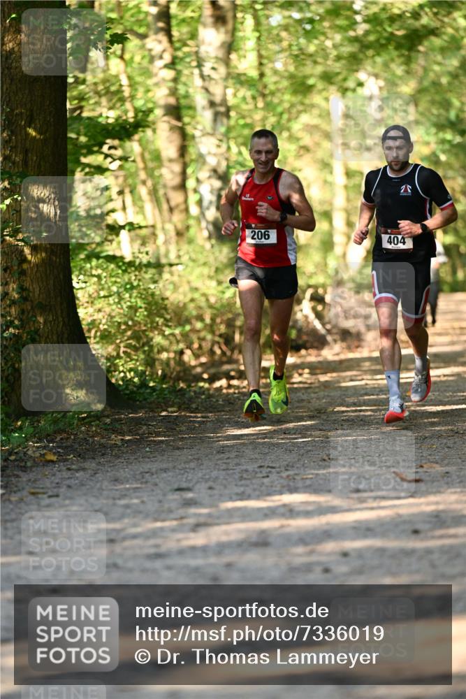06.10.2024 - Bramfelder Halbmarathon 2024 Dr. Thomas Lammeyer http://msf.ph/oto/7336019 06.10.2024 10:07:44 Laufen 206, 404 meine-sportfotos.de