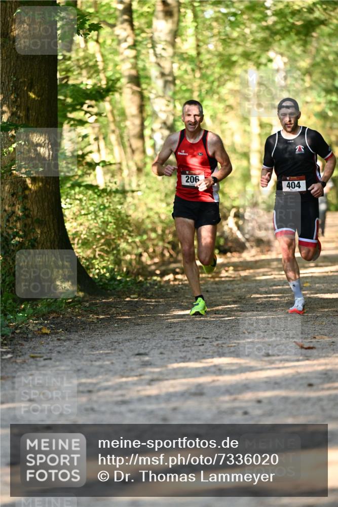 06.10.2024 - Bramfelder Halbmarathon 2024 Dr. Thomas Lammeyer http://msf.ph/oto/7336020 06.10.2024 10:07:44 Laufen 206, 404 meine-sportfotos.de