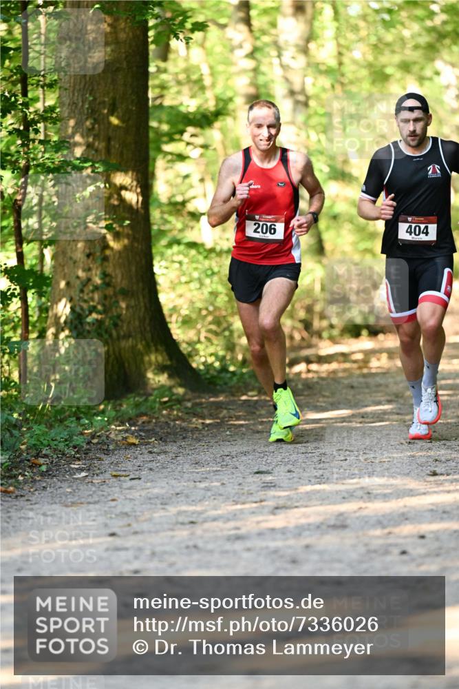 06.10.2024 - Bramfelder Halbmarathon 2024 Dr. Thomas Lammeyer http://msf.ph/oto/7336026 06.10.2024 10:07:45 Laufen 206, 404 meine-sportfotos.de