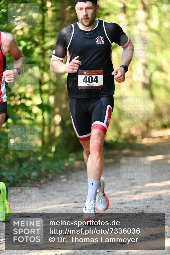 06.10.2024 - Bramfelder Halbmarathon 2024 Dr. Thomas Lammeyer http://msf.ph/oto/7336036 06.10.2024 10:07:47 Laufen 33, 404 meine-sportfotos.de