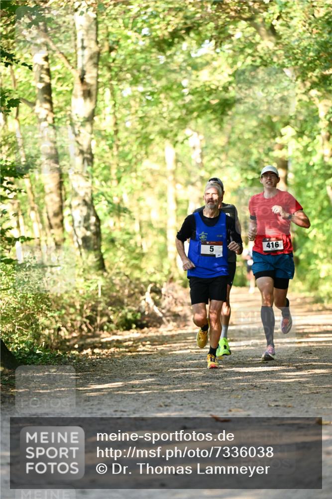 06.10.2024 - Bramfelder Halbmarathon 2024 Dr. Thomas Lammeyer http://msf.ph/oto/7336038 06.10.2024 10:08:11 Laufen 5, 416 meine-sportfotos.de