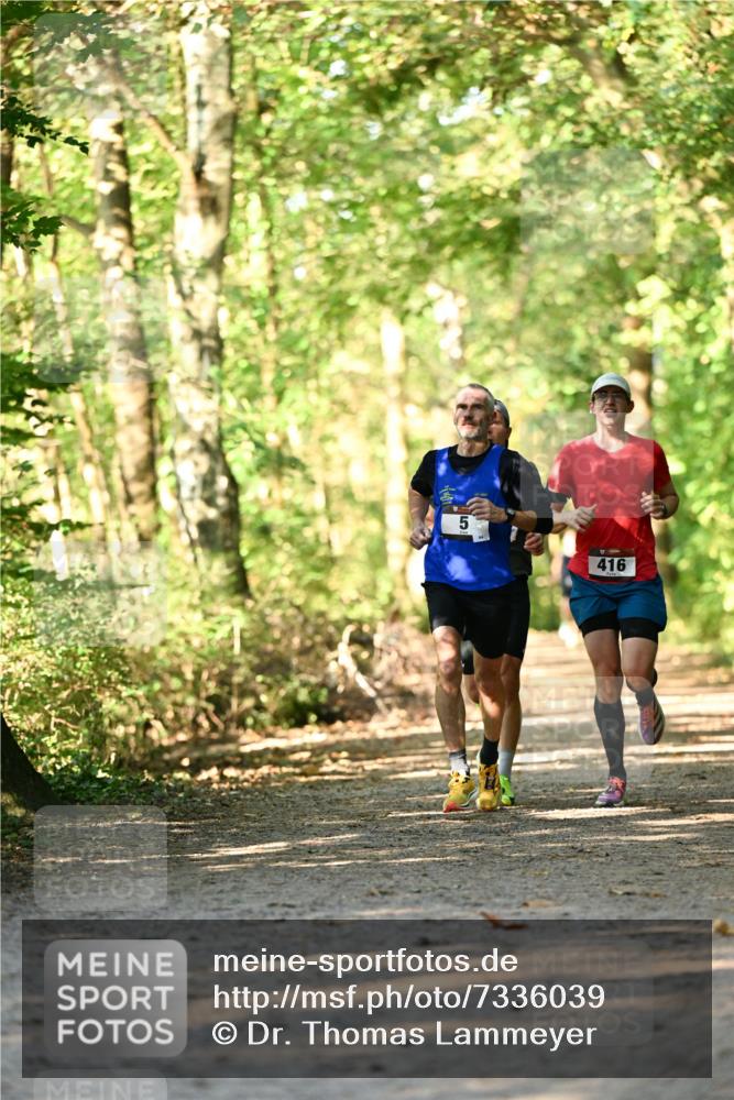06.10.2024 - Bramfelder Halbmarathon 2024 Dr. Thomas Lammeyer http://msf.ph/oto/7336039 06.10.2024 10:08:11 Laufen 5, 416 meine-sportfotos.de