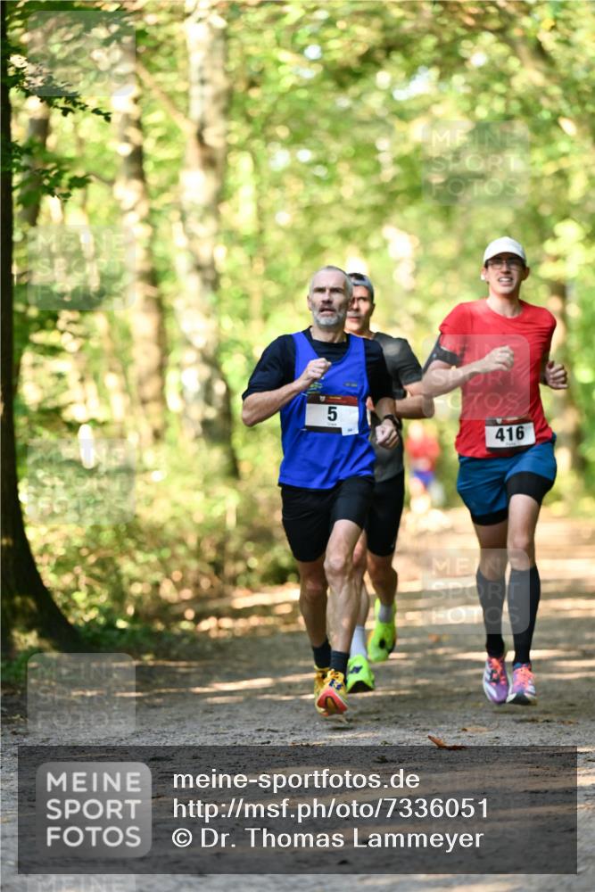 06.10.2024 - Bramfelder Halbmarathon 2024 Dr. Thomas Lammeyer http://msf.ph/oto/7336051 06.10.2024 10:08:13 Laufen 5, 416 meine-sportfotos.de