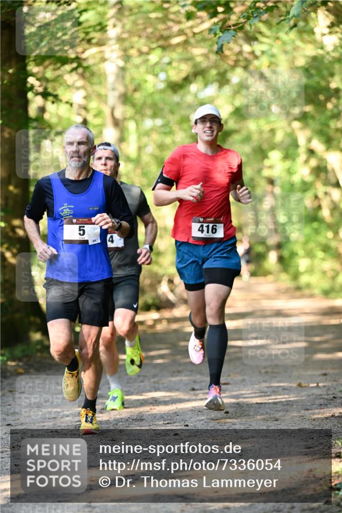 06.10.2024 - Bramfelder Halbmarathon 2024 Dr. Thomas Lammeyer http://msf.ph/oto/7336054 06.10.2024 10:08:14 Laufen 5, 64, 416 meine-sportfotos.de