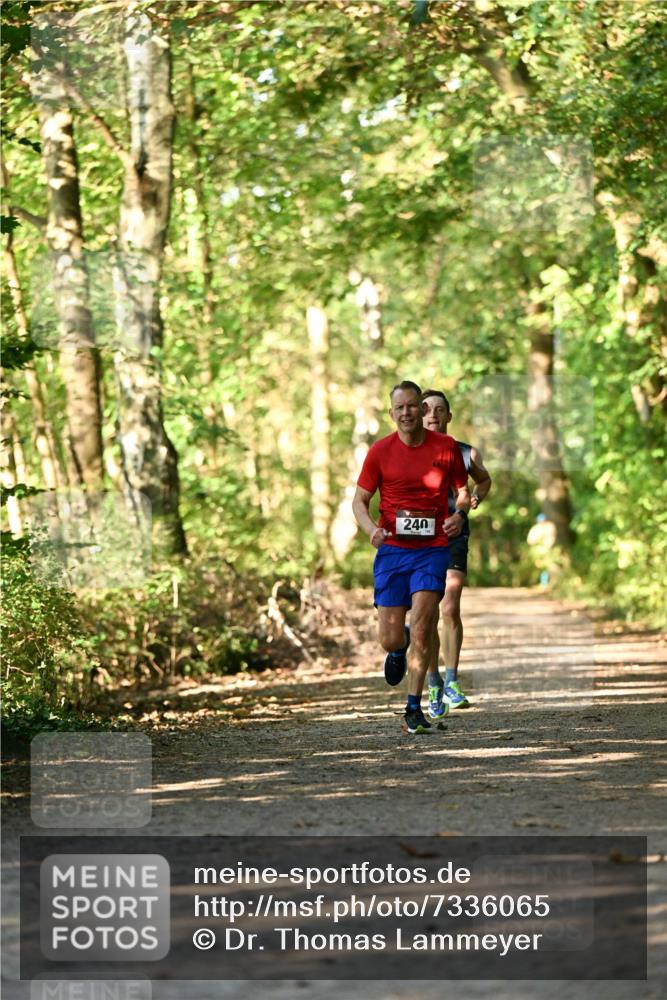 06.10.2024 - Bramfelder Halbmarathon 2024 Dr. Thomas Lammeyer http://msf.ph/oto/7336065 06.10.2024 10:08:28 Laufen 240 meine-sportfotos.de