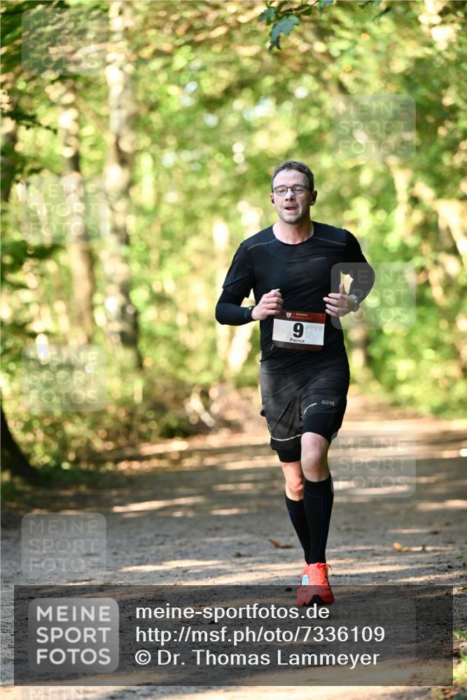 06.10.2024 - Bramfelder Halbmarathon 2024 Dr. Thomas Lammeyer http://msf.ph/oto/7336109 06.10.2024 10:08:57 Laufen 994 meine-sportfotos.de