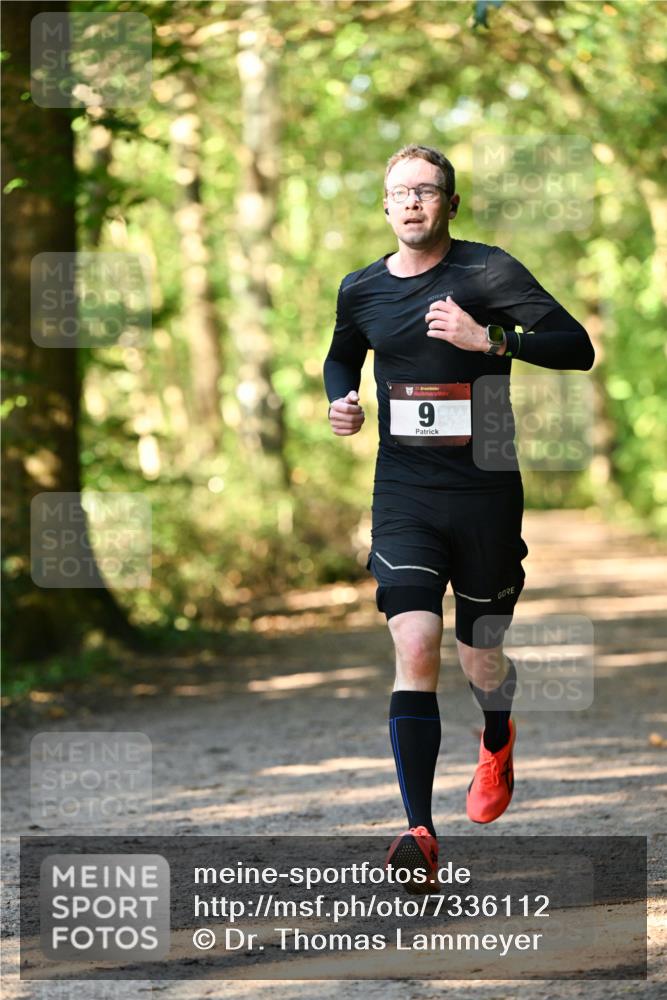 06.10.2024 - Bramfelder Halbmarathon 2024 Dr. Thomas Lammeyer http://msf.ph/oto/7336112 06.10.2024 10:08:57 Laufen 33, 1, 9 meine-sportfotos.de