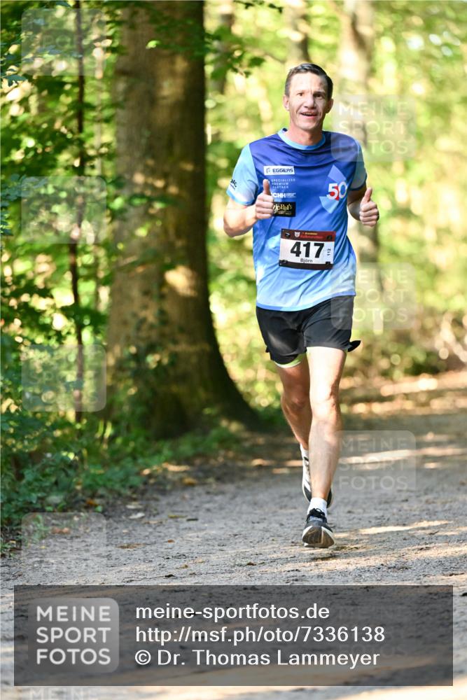 06.10.2024 - Bramfelder Halbmarathon 2024 Dr. Thomas Lammeyer http://msf.ph/oto/7336138 06.10.2024 10:09:47 Laufen 417, 50 meine-sportfotos.de