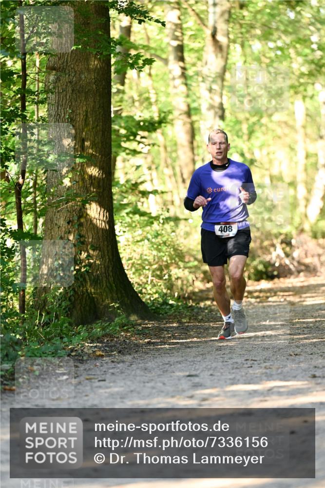 06.10.2024 - Bramfelder Halbmarathon 2024 Dr. Thomas Lammeyer http://msf.ph/oto/7336156 06.10.2024 10:10:11 Laufen 408 meine-sportfotos.de