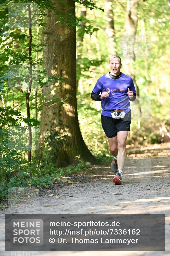 06.10.2024 - Bramfelder Halbmarathon 2024 Dr. Thomas Lammeyer http://msf.ph/oto/7336162 06.10.2024 10:10:12 Laufen 408 meine-sportfotos.de