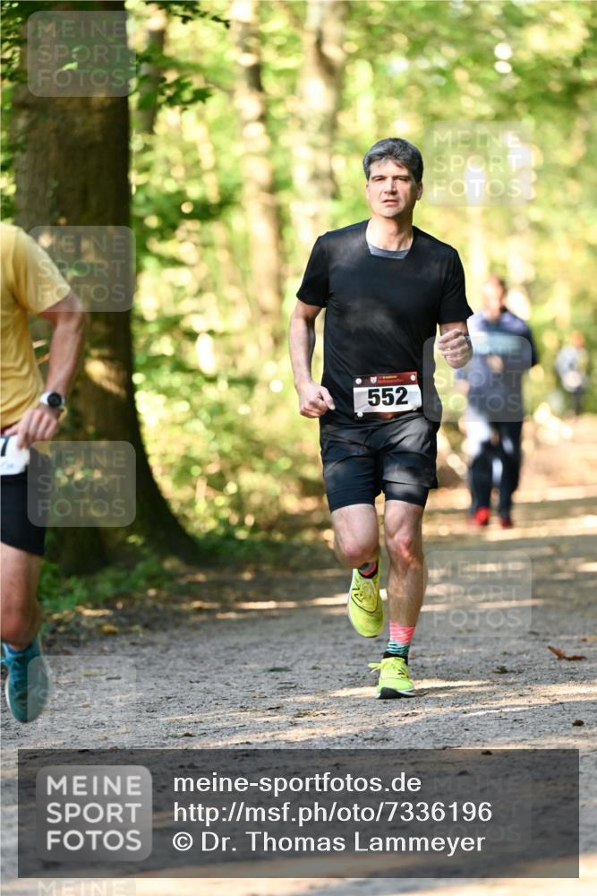 06.10.2024 - Bramfelder Halbmarathon 2024 Dr. Thomas Lammeyer http://msf.ph/oto/7336196 06.10.2024 10:10:19 Laufen 552 meine-sportfotos.de