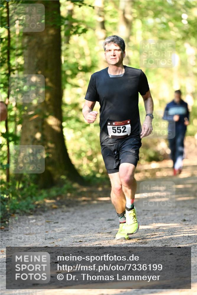06.10.2024 - Bramfelder Halbmarathon 2024 Dr. Thomas Lammeyer http://msf.ph/oto/7336199 06.10.2024 10:10:20 Laufen 33, 552 meine-sportfotos.de