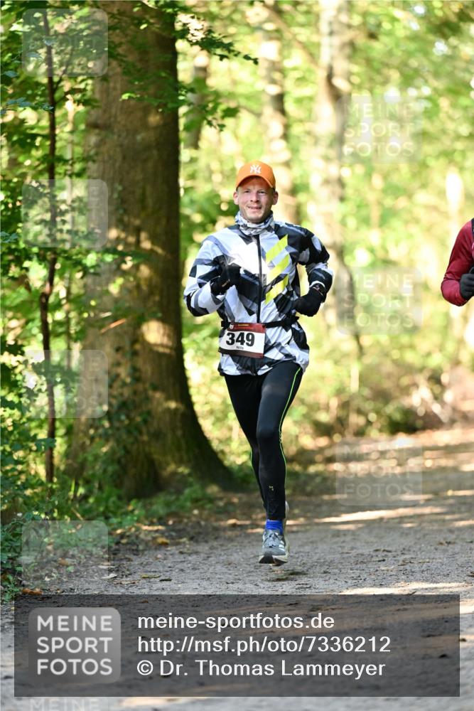 06.10.2024 - Bramfelder Halbmarathon 2024 Dr. Thomas Lammeyer http://msf.ph/oto/7336212 06.10.2024 10:10:37 Laufen 349 meine-sportfotos.de