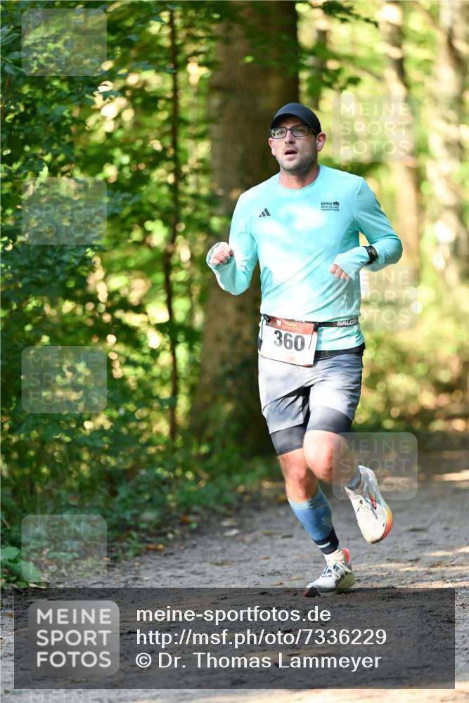06.10.2024 - Bramfelder Halbmarathon 2024 Dr. Thomas Lammeyer http://msf.ph/oto/7336229 06.10.2024 10:11:07 Laufen 360 meine-sportfotos.de