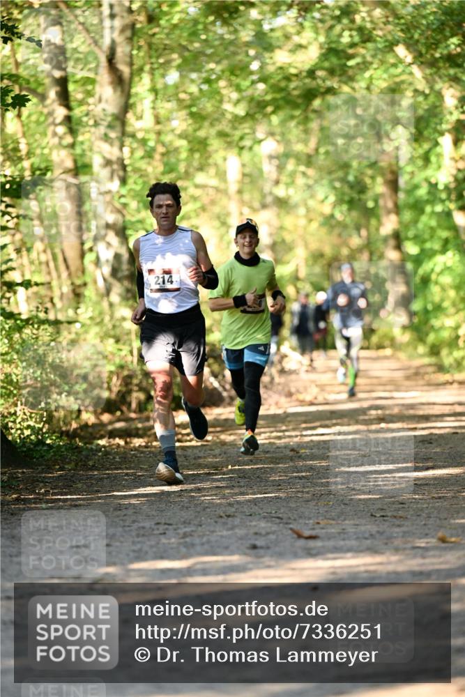 06.10.2024 - Bramfelder Halbmarathon 2024 Dr. Thomas Lammeyer http://msf.ph/oto/7336251 06.10.2024 10:11:47 Laufen  meine-sportfotos.de
