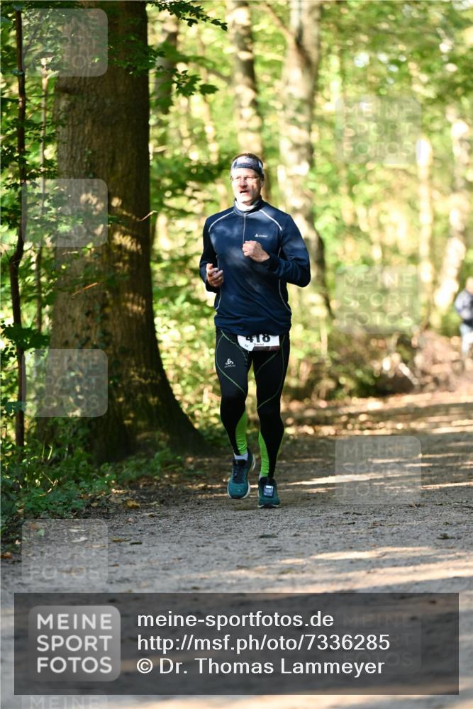 06.10.2024 - Bramfelder Halbmarathon 2024 Dr. Thomas Lammeyer http://msf.ph/oto/7336285 06.10.2024 10:11:56 Laufen 6, 418 meine-sportfotos.de