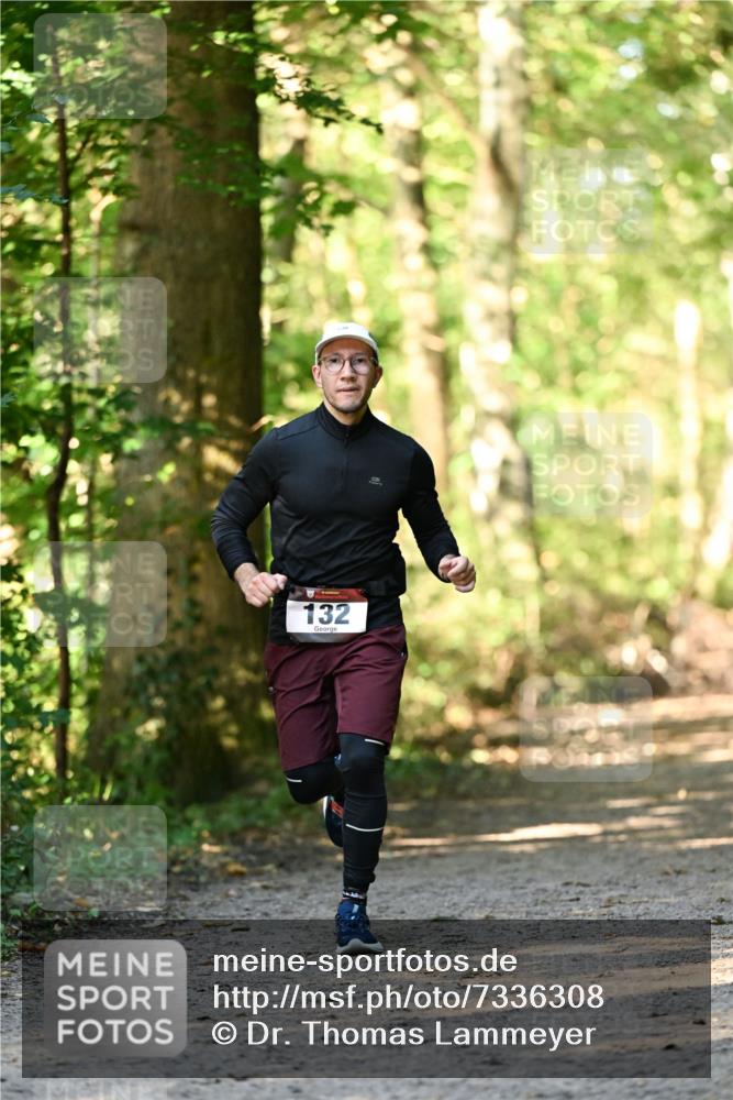 06.10.2024 - Bramfelder Halbmarathon 2024 Dr. Thomas Lammeyer http://msf.ph/oto/7336308 06.10.2024 10:12:09 Laufen 132 meine-sportfotos.de