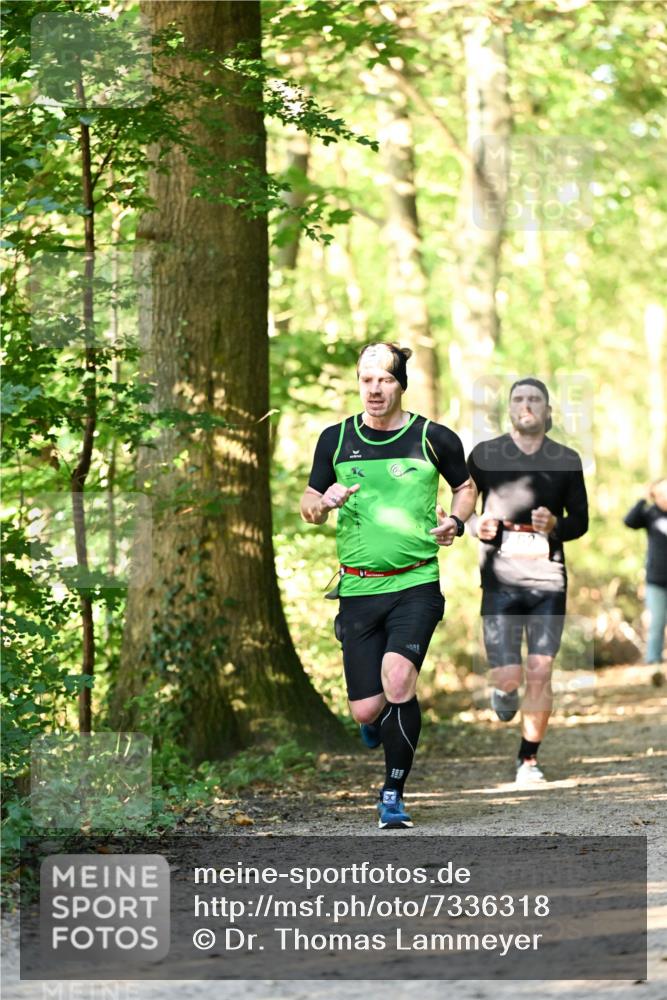 06.10.2024 - Bramfelder Halbmarathon 2024 Dr. Thomas Lammeyer http://msf.ph/oto/7336318 06.10.2024 10:12:14 Laufen  meine-sportfotos.de