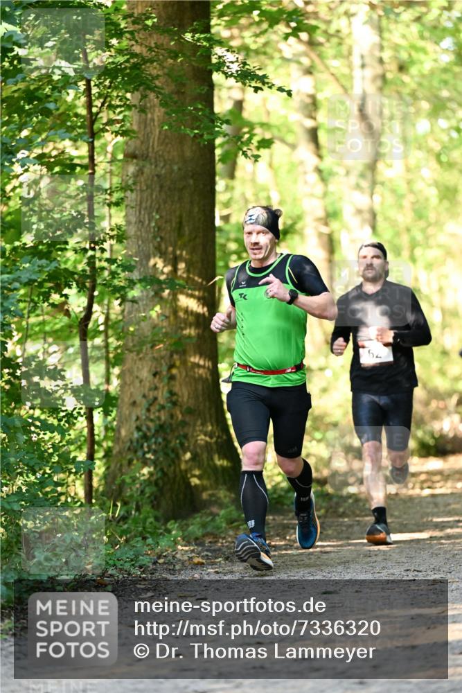 06.10.2024 - Bramfelder Halbmarathon 2024 Dr. Thomas Lammeyer http://msf.ph/oto/7336320 06.10.2024 10:12:15 Laufen 79 meine-sportfotos.de