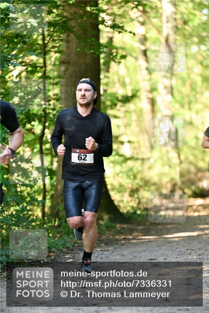 06.10.2024 - Bramfelder Halbmarathon 2024 Dr. Thomas Lammeyer http://msf.ph/oto/7336331 06.10.2024 10:12:17 Laufen 62 meine-sportfotos.de