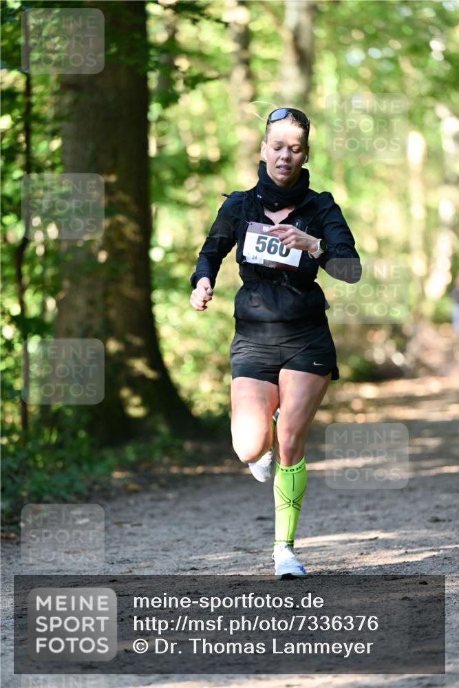 06.10.2024 - Bramfelder Halbmarathon 2024 Dr. Thomas Lammeyer http://msf.ph/oto/7336376 06.10.2024 10:12:45 Laufen 560, 24 meine-sportfotos.de
