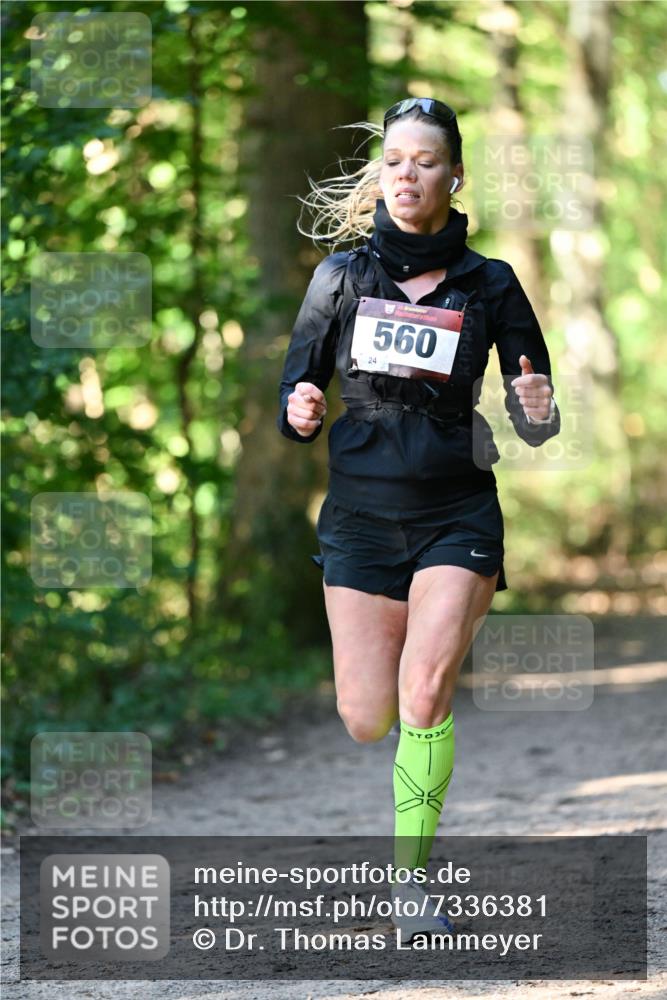 06.10.2024 - Bramfelder Halbmarathon 2024 Dr. Thomas Lammeyer http://msf.ph/oto/7336381 06.10.2024 10:12:45 Laufen 560 meine-sportfotos.de