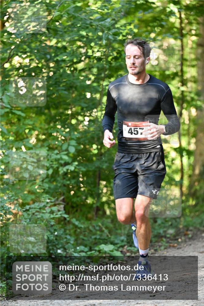 06.10.2024 - Bramfelder Halbmarathon 2024 Dr. Thomas Lammeyer http://msf.ph/oto/7336413 06.10.2024 10:13:28 Laufen 7, 457 meine-sportfotos.de