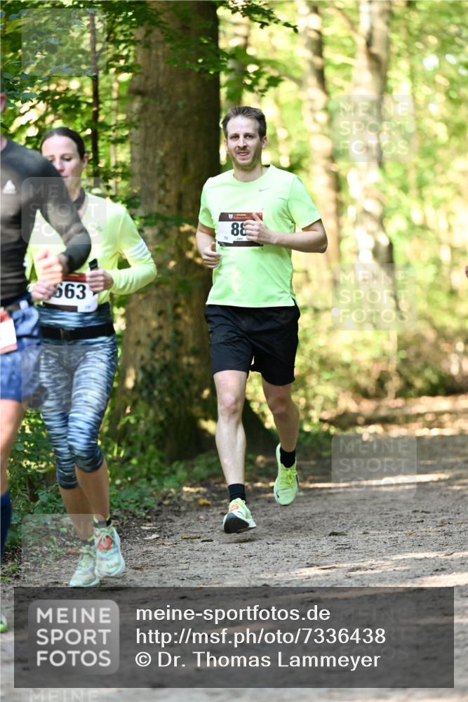 06.10.2024 - Bramfelder Halbmarathon 2024 Dr. Thomas Lammeyer http://msf.ph/oto/7336438 06.10.2024 10:13:52 Laufen 663, 75, 88 meine-sportfotos.de