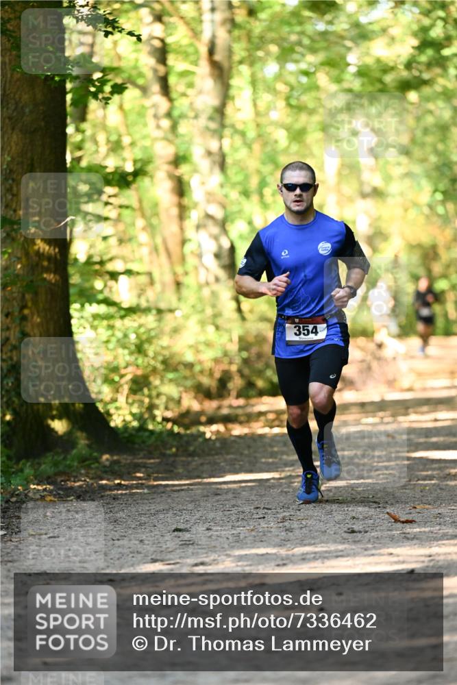06.10.2024 - Bramfelder Halbmarathon 2024 Dr. Thomas Lammeyer http://msf.ph/oto/7336462 06.10.2024 10:13:59 Laufen 354 meine-sportfotos.de