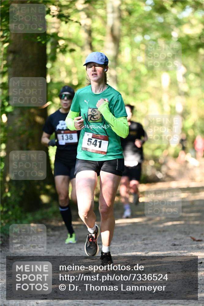 06.10.2024 - Bramfelder Halbmarathon 2024 Dr. Thomas Lammeyer http://msf.ph/oto/7336524 06.10.2024 10:14:30 Laufen 138, 92, 541 meine-sportfotos.de