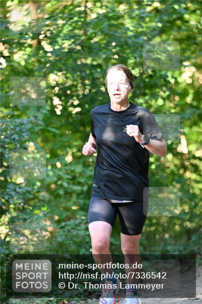 06.10.2024 - Bramfelder Halbmarathon 2024 Dr. Thomas Lammeyer http://msf.ph/oto/7336542 06.10.2024 10:14:33 Laufen  meine-sportfotos.de