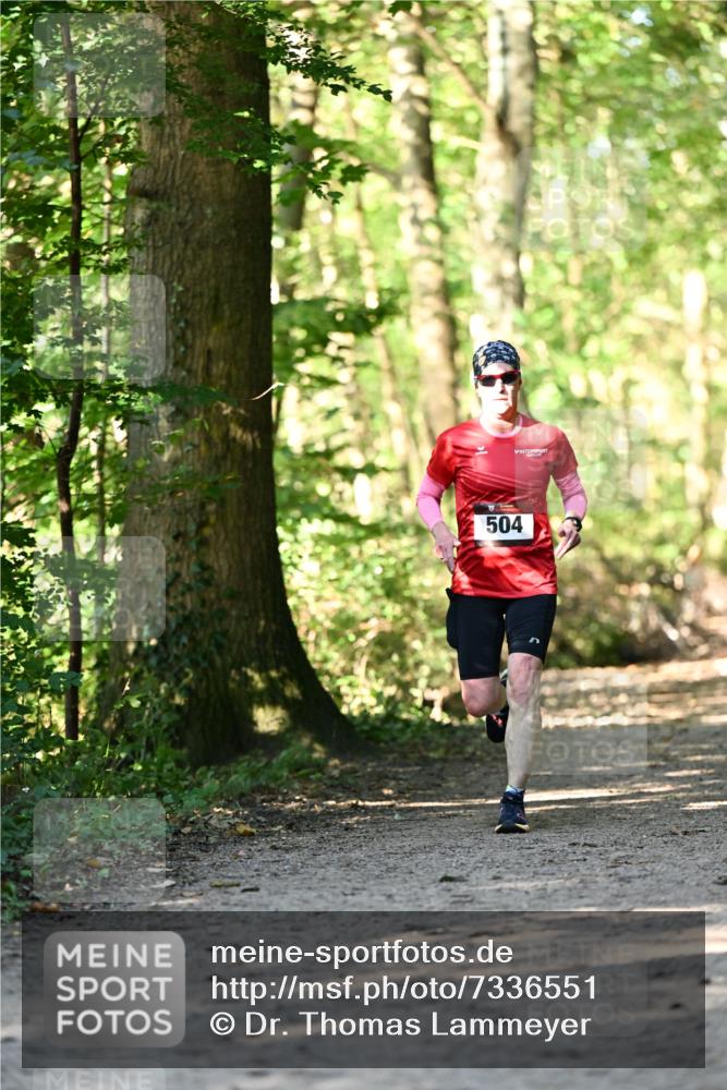 06.10.2024 - Bramfelder Halbmarathon 2024 Dr. Thomas Lammeyer http://msf.ph/oto/7336551 06.10.2024 10:14:58 Laufen 504 meine-sportfotos.de