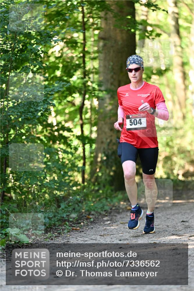 06.10.2024 - Bramfelder Halbmarathon 2024 Dr. Thomas Lammeyer http://msf.ph/oto/7336562 06.10.2024 10:14:59 Laufen 504 meine-sportfotos.de