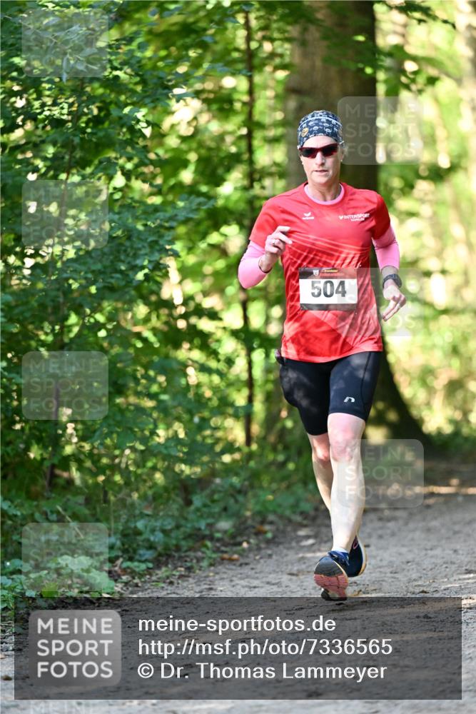 06.10.2024 - Bramfelder Halbmarathon 2024 Dr. Thomas Lammeyer http://msf.ph/oto/7336565 06.10.2024 10:15:00 Laufen 504 meine-sportfotos.de