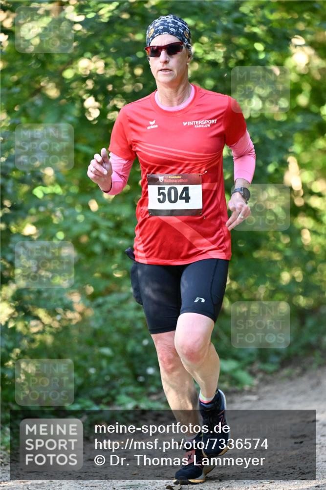 06.10.2024 - Bramfelder Halbmarathon 2024 Dr. Thomas Lammeyer http://msf.ph/oto/7336574 06.10.2024 10:15:01 Laufen 33, 504 meine-sportfotos.de