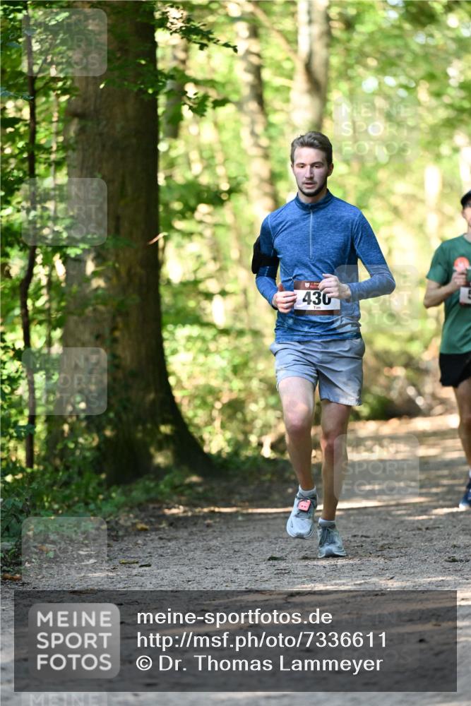 06.10.2024 - Bramfelder Halbmarathon 2024 Dr. Thomas Lammeyer http://msf.ph/oto/7336611 06.10.2024 10:15:56 Laufen 436 meine-sportfotos.de