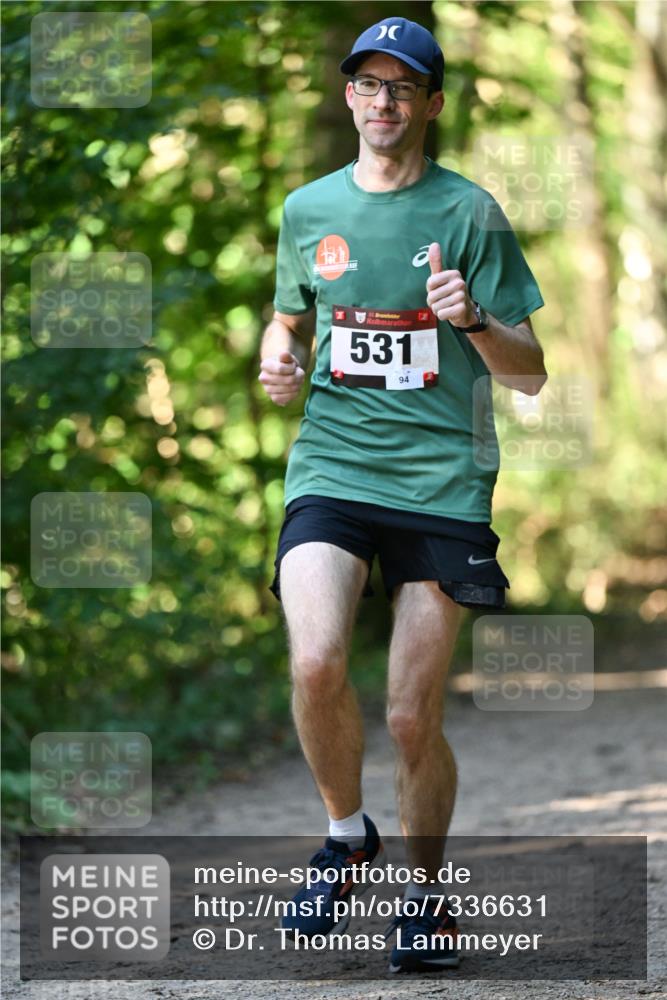 06.10.2024 - Bramfelder Halbmarathon 2024 Dr. Thomas Lammeyer http://msf.ph/oto/7336631 06.10.2024 10:15:59 Laufen 0, 33, 531, 94 meine-sportfotos.de
