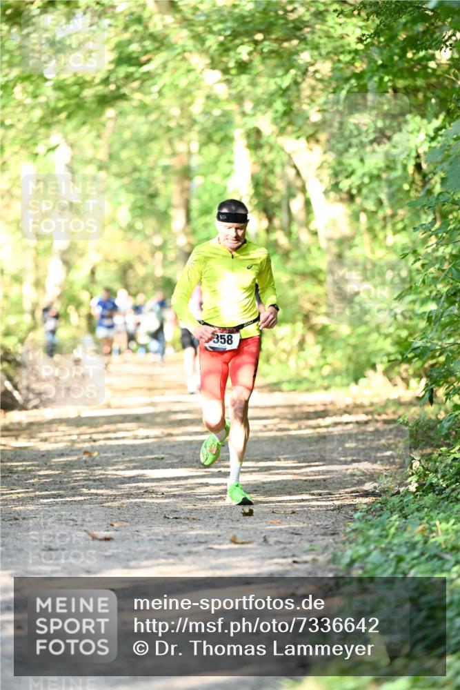 06.10.2024 - Bramfelder Halbmarathon 2024 Dr. Thomas Lammeyer http://msf.ph/oto/7336642 06.10.2024 10:16:13 Laufen 358 meine-sportfotos.de