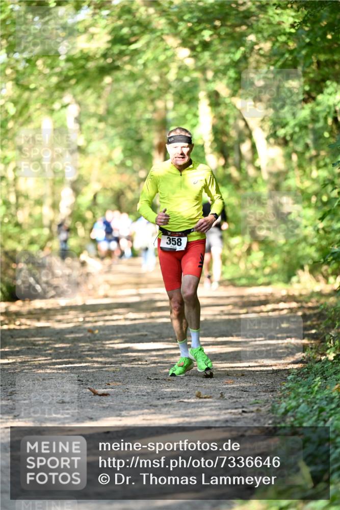 06.10.2024 - Bramfelder Halbmarathon 2024 Dr. Thomas Lammeyer http://msf.ph/oto/7336646 06.10.2024 10:16:14 Laufen 358 meine-sportfotos.de