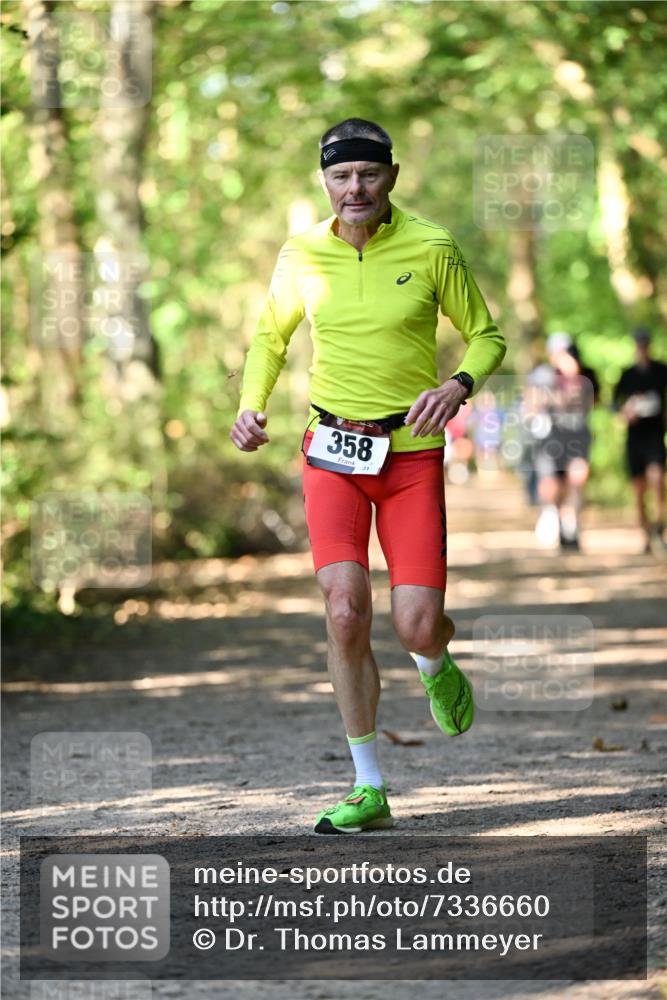 06.10.2024 - Bramfelder Halbmarathon 2024 Dr. Thomas Lammeyer http://msf.ph/oto/7336660 06.10.2024 10:16:16 Laufen 358, 31 meine-sportfotos.de