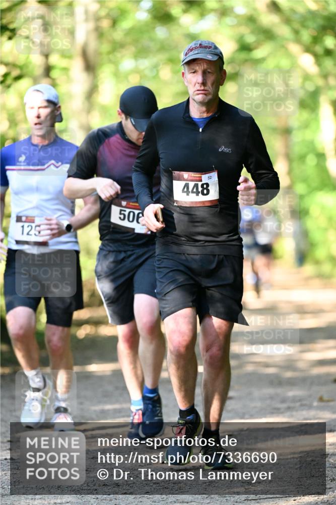 06.10.2024 - Bramfelder Halbmarathon 2024 Dr. Thomas Lammeyer http://msf.ph/oto/7336690 06.10.2024 10:16:25 Laufen 125, 500, 448, 32 meine-sportfotos.de