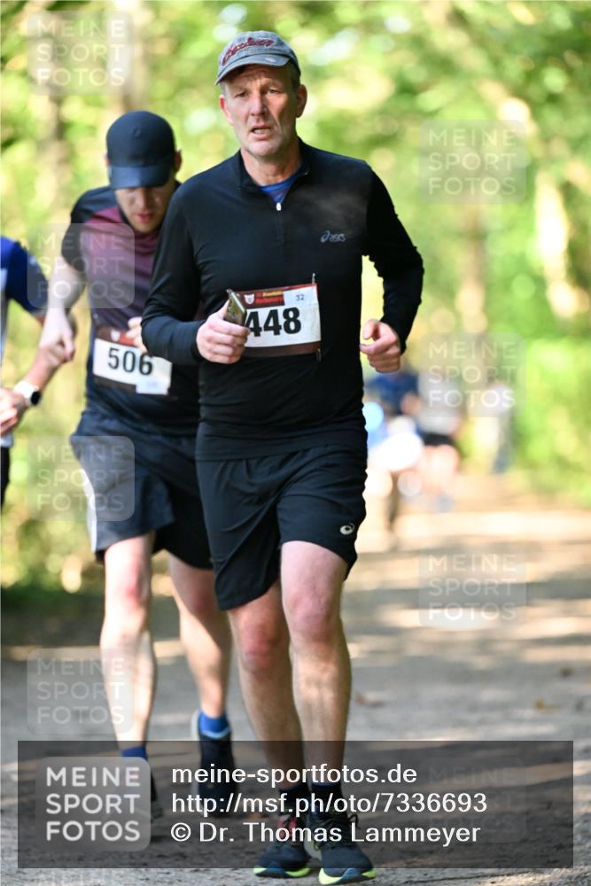 06.10.2024 - Bramfelder Halbmarathon 2024 Dr. Thomas Lammeyer http://msf.ph/oto/7336693 06.10.2024 10:16:26 Laufen 506, 448, 32, 2013 meine-sportfotos.de