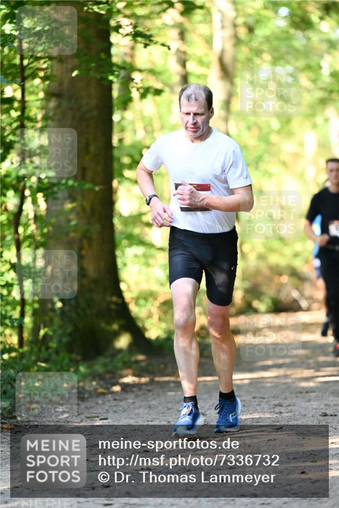 06.10.2024 - Bramfelder Halbmarathon 2024 Dr. Thomas Lammeyer http://msf.ph/oto/7336732 06.10.2024 10:16:39 Laufen  meine-sportfotos.de