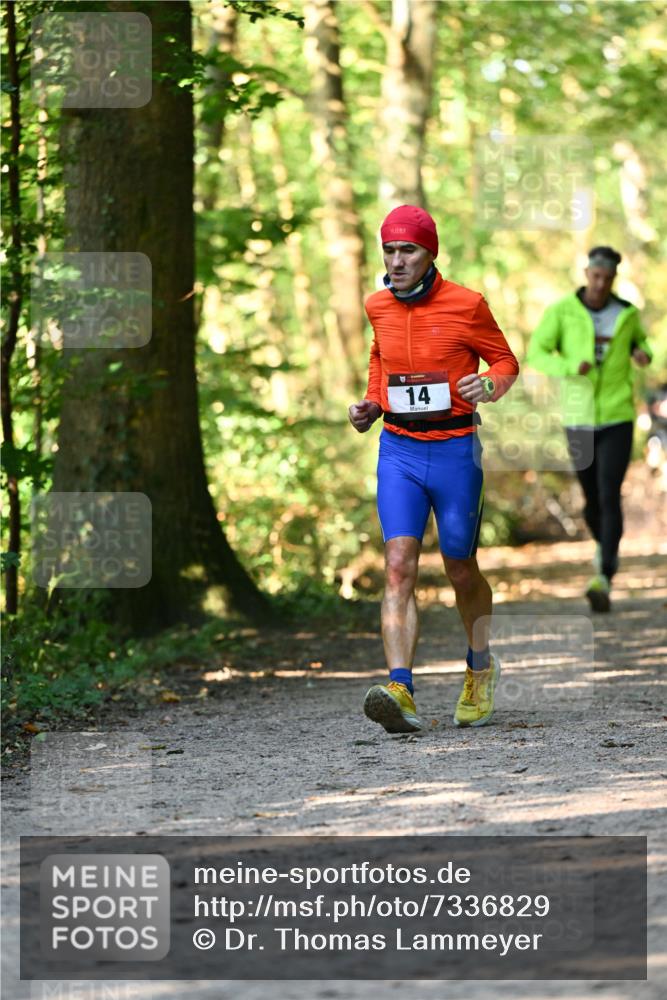 06.10.2024 - Bramfelder Halbmarathon 2024 Dr. Thomas Lammeyer http://msf.ph/oto/7336829 06.10.2024 10:17:19 Laufen 14 meine-sportfotos.de