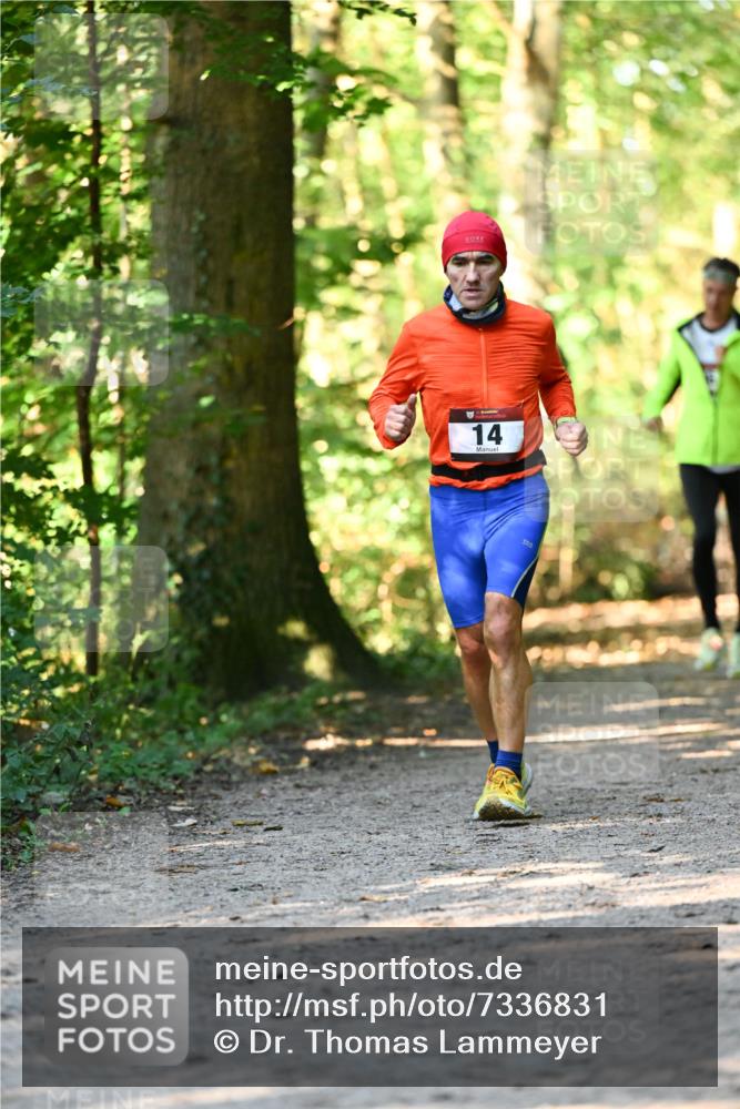 06.10.2024 - Bramfelder Halbmarathon 2024 Dr. Thomas Lammeyer http://msf.ph/oto/7336831 06.10.2024 10:17:20 Laufen 14 meine-sportfotos.de