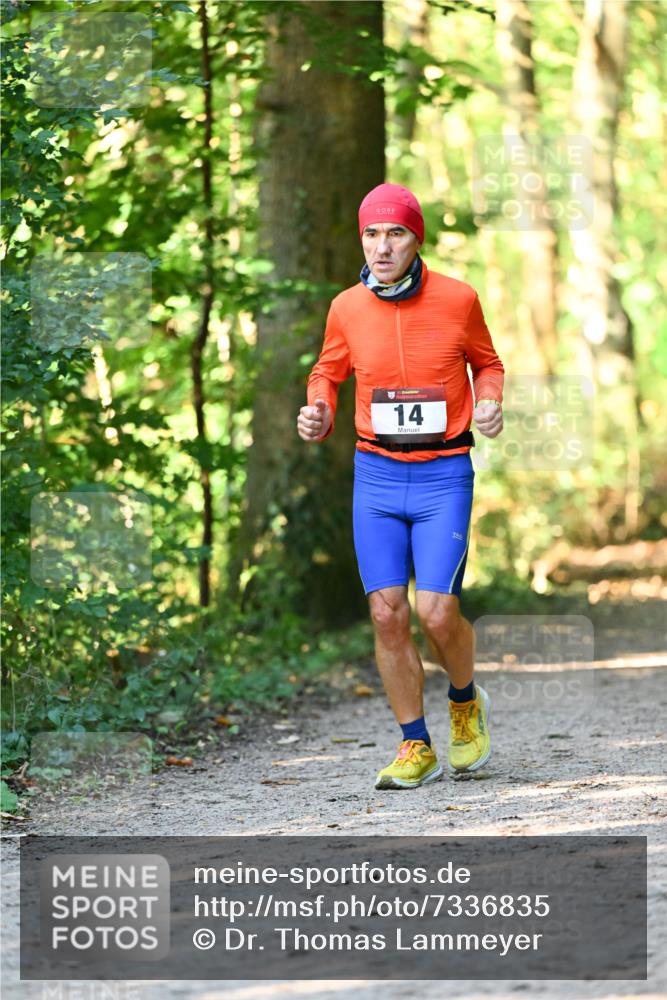 06.10.2024 - Bramfelder Halbmarathon 2024 Dr. Thomas Lammeyer http://msf.ph/oto/7336835 06.10.2024 10:17:20 Laufen 14 meine-sportfotos.de